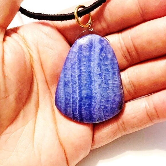 Blue Kyanite Pendant Necklace – Alignment & Psychic Awakening - Picture 4 of 6